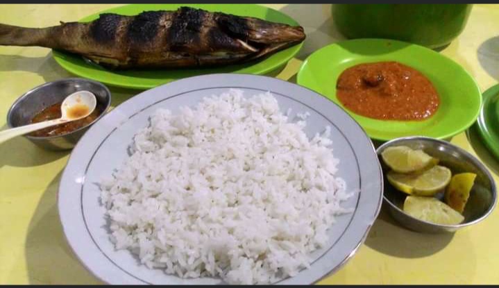 Gambar Ikan Bakar Selayar dan Nasi Santan yang merupakan makanan khas selayar yang unik dan lezat