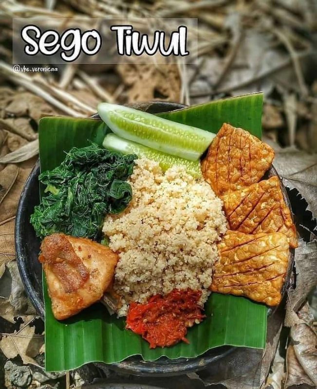 Sego tiwul merupakan makanan khas Wonogiri yang terbaik untuk kamu coba.